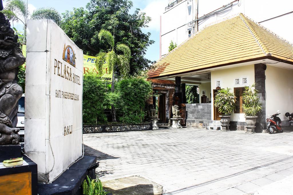 Mina Pelasa Hotel Legian  Exterior photo